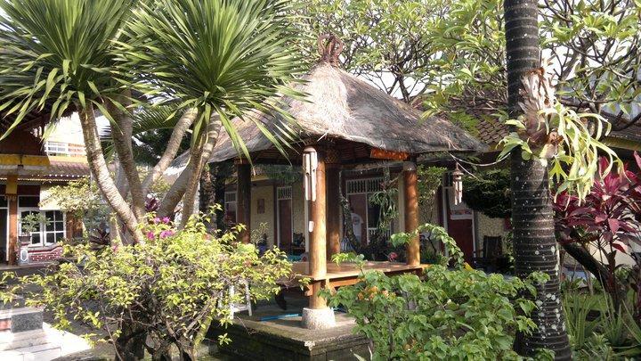 Surf Doggie Inn Kuta Lombok Eksteriør bilde