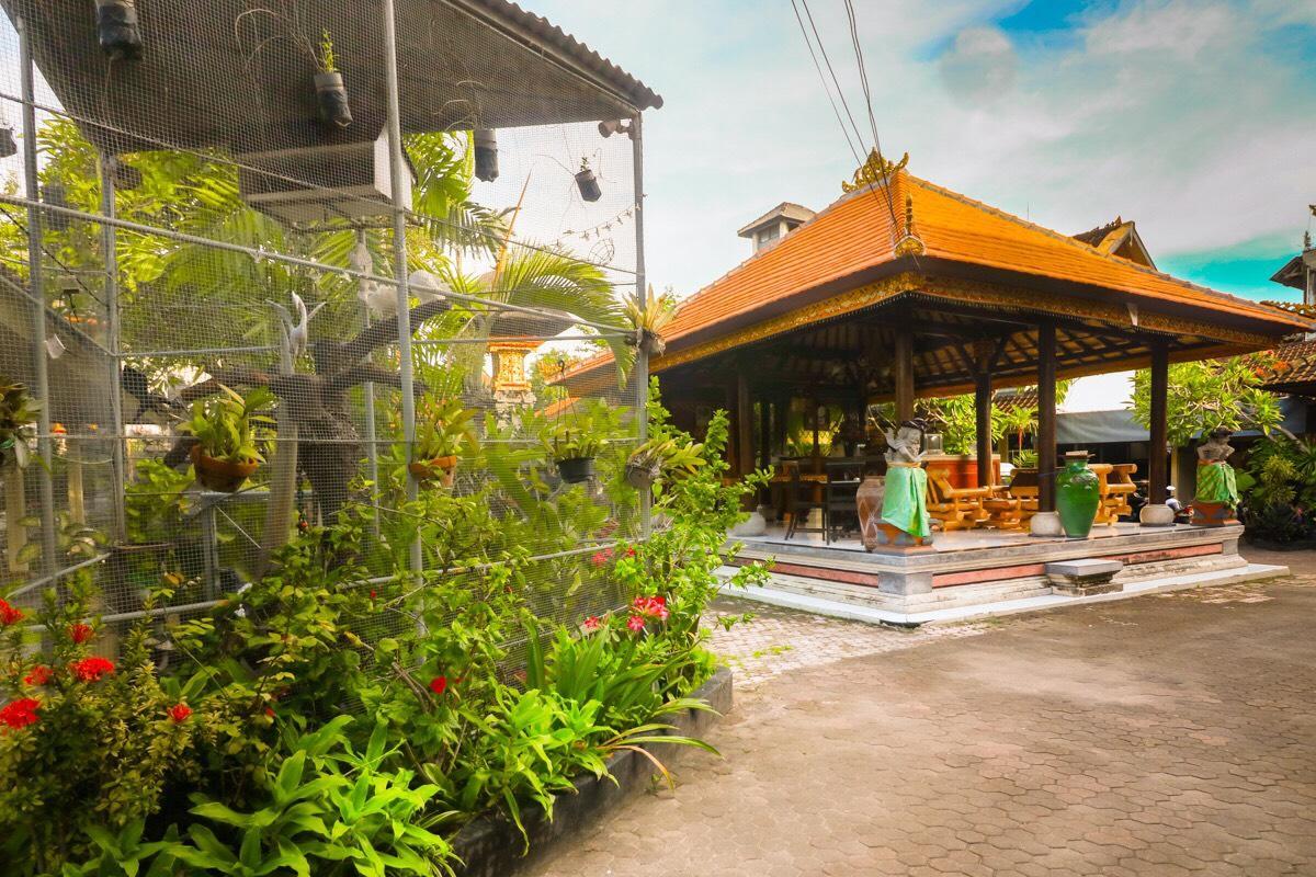 Surf Doggie Inn Kuta Lombok Eksteriør bilde